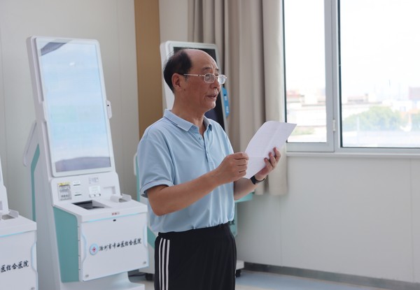 院关工委主任赵建军.JPG