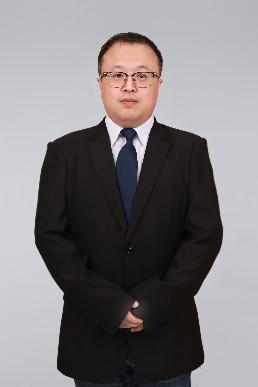 徐磊.jpg